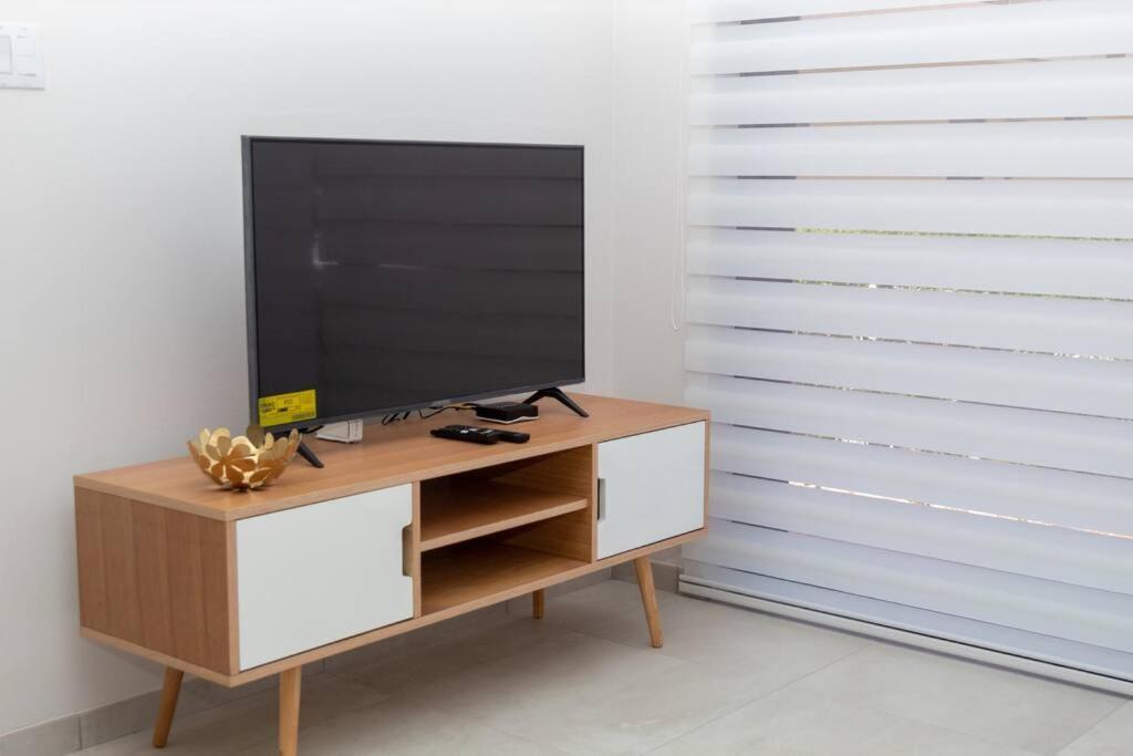 New! Cozy 1 Bedroom Condo- Gold Coast, Noord ARUBA Palm Beach Buitenkant foto