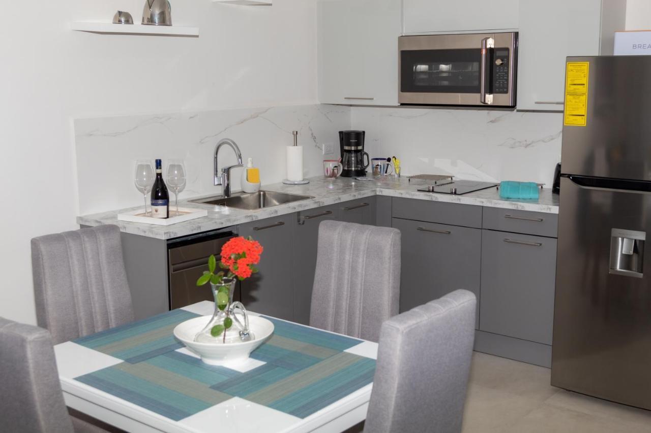 New! Cozy 1 Bedroom Condo- Gold Coast, Noord ARUBA Palm Beach Buitenkant foto