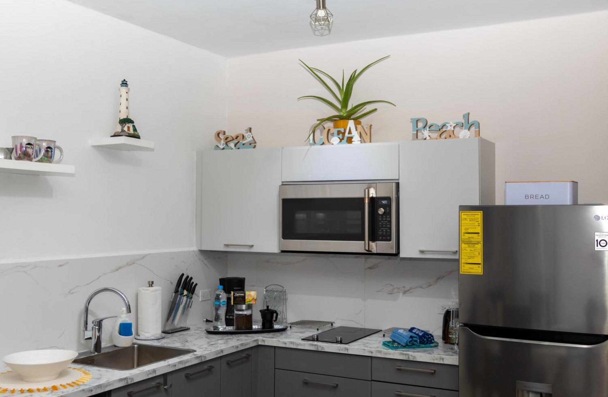 New! Cozy 1 Bedroom Condo- Gold Coast, Noord ARUBA Palm Beach Buitenkant foto